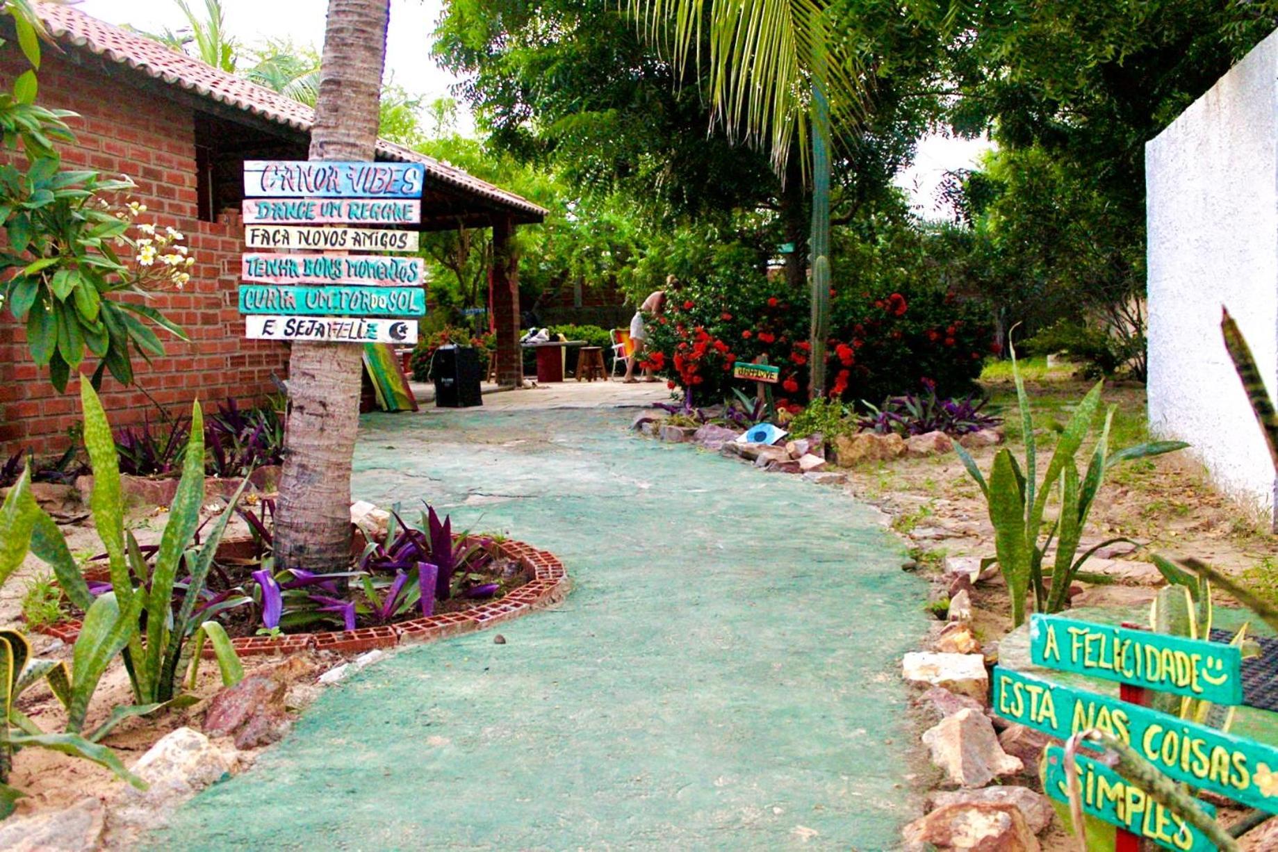 Canoa Roots Hostel & Camping 카노아 케브라다 외부 사진